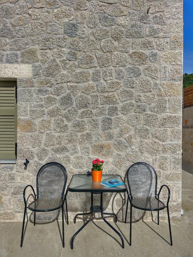 Selene Houses Athanion Bagian luar foto